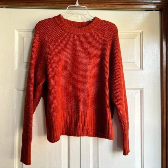 A New Day Long Sleeve crew neck sweater women’s size Medium - Picture 8 of 9